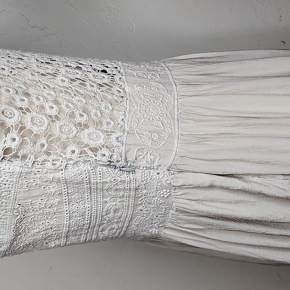 Johnny Was Beige Eyelet Embroidered Tan Dress Size Small - Picture 8 of 11